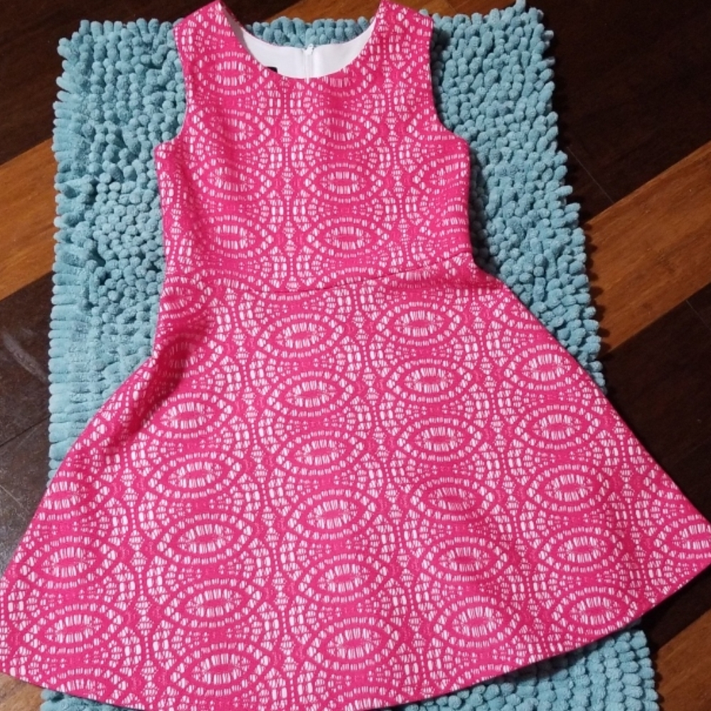Dress - Picture 2 of 6